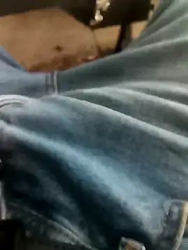 Singlemaleforcouples online show from 12.18.24