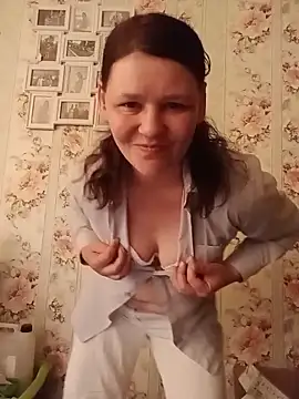 KellyCarter  online show from 06.17.26