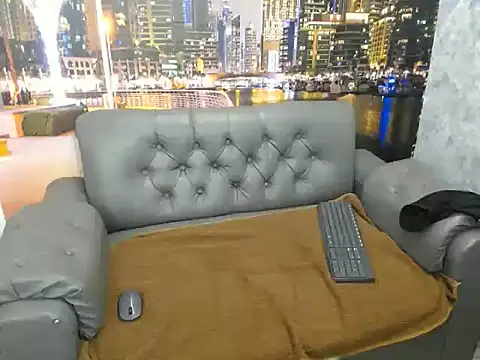 Snapshot of john_santos_ chatting on 06.21.26 john santos online show from 06.21.26