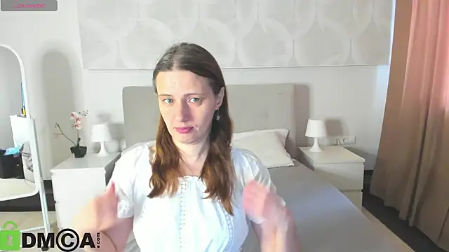 Snapshot of Kathrine-Meyer chatting on 07.09.26 Kathrine-Meyer online show from 07.09.26