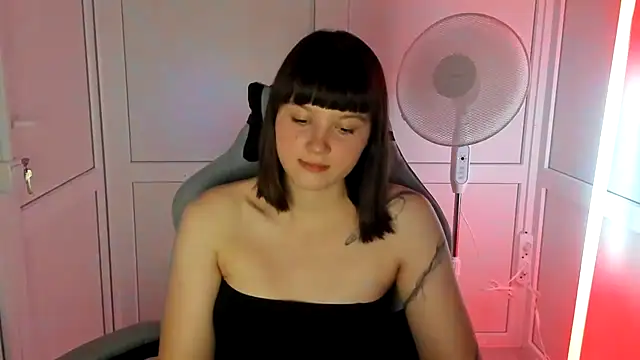 Vanilla Vixen online show from 06.18.26