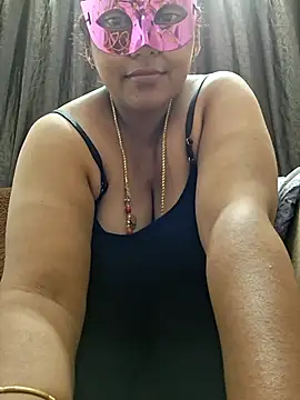 Snapshot of Hot_Sreeja_Tamil chatting on 07.18.26 Hot Sreeja Tamil online show from 07.18.26