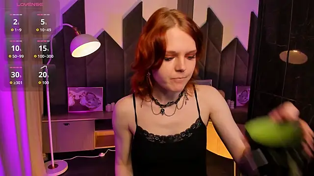 Snapshot of Goddess__Alice chatting on 06.25.26 Goddess Alice online show from 06.25.26