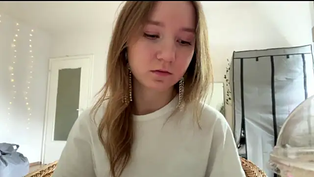 smalllisa online show from 06.05.26