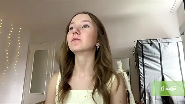 smalllisa online show from 07.04.26