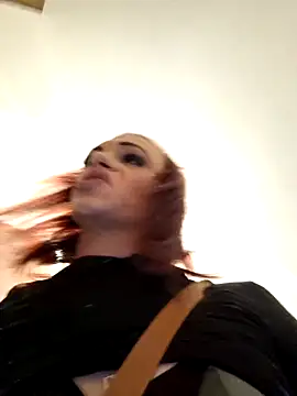 translady19 online show from 06.08.26