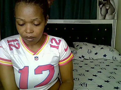 Snapshot of sheriiy chatting on 07.19.26 sheriiy online show from 07.19.26