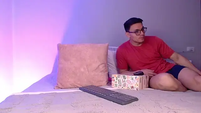 Missellis  online show from 06.18.26