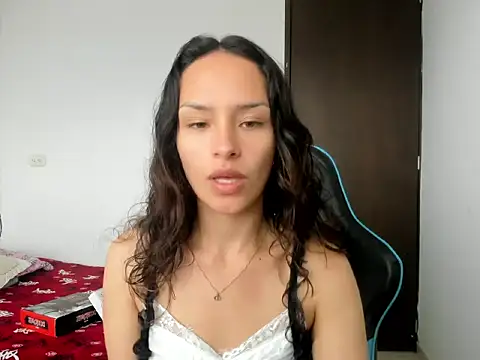 Snapshot of Megan_blue__ chatting on 07.19.26 Megan blue online show from 07.19.26