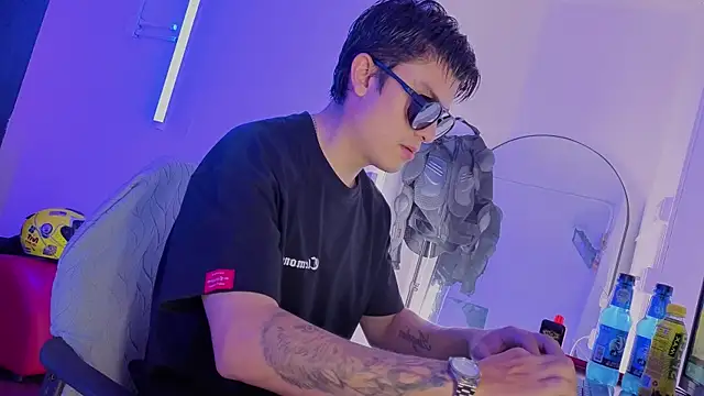 angel still  online show from 06.28.26
