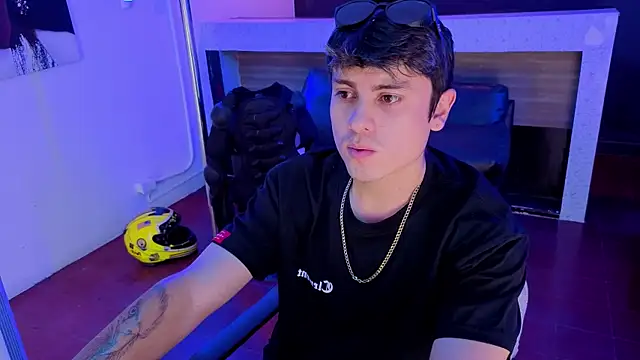 angel still  online show from 07.06.26