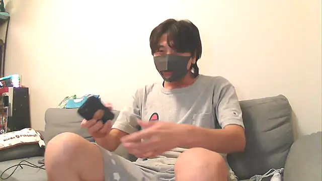 Snapshot of Natsu_x_ chatting on 08.04.26 Natsu x online show from 08.04.26
