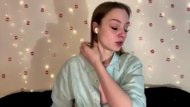 itskylieee online show from 07.19.26