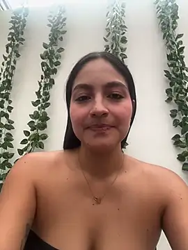 SophiCastro09  online show from 07.18.26