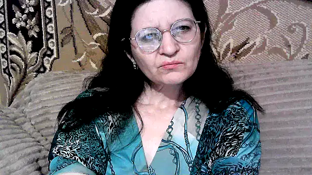 Snapshot of Dear_Annet chatting on 06.20.26 Dear Annet online show from 06.20.26