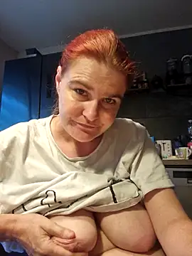 GoldenWifee online show from 07.22.26