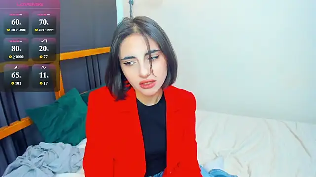 Snapshot of LunarLori chatting on 06.29.26 LunarLori online show from 06.29.26