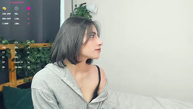 Snapshot of LunarLori chatting on 07.14.26 LunarLori online show from 07.14.26