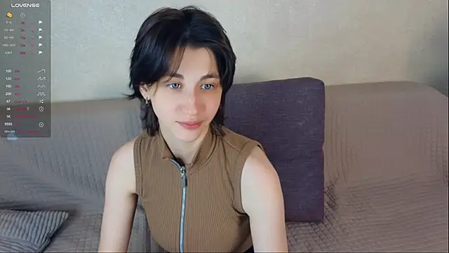 Carolina Lu online show from 06.07.26