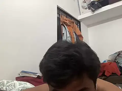 NAVIN0001 online show from 07.18.26