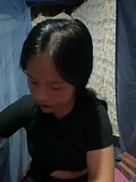 Snapshot of Yin-ri chatting on 06.29.26 Yin-ri online show from 06.29.26