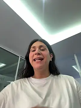Snapshot of AryloverX chatting on 07.15.26 AryloverX online show from 07.15.26