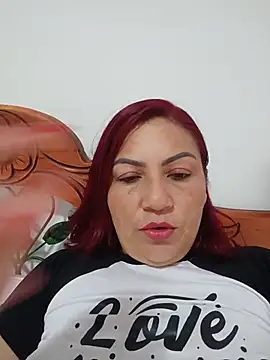 Agata Traviesa online show from 07.04.26