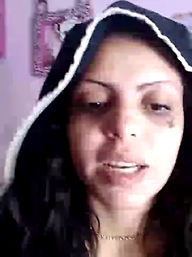 Snapshot of Valkiry_08 chatting on 07.10.26 Valkiry 08 online show from 07.10.26