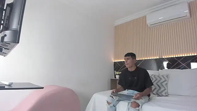 Bruno fox online show from 06.22.26