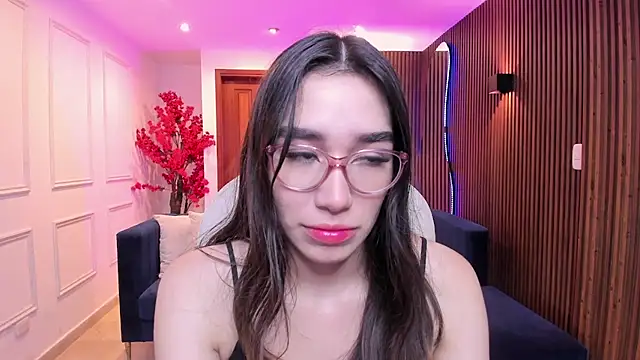 Emma caarter  online show from 08.04.26