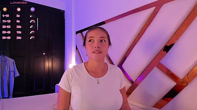 Mariana Smiith  online show from 07.09.26