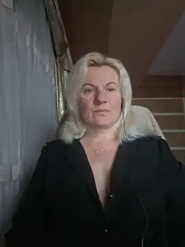 Snapshot of VikaRaine555 chatting on 06.19.26 VikaRaine555 online show from 06.19.26