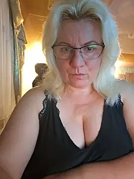 Snapshot of VikaRaine555 chatting on 07.12.26 VikaRaine555 online show from 07.12.26