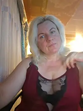Snapshot of VikaRaine555 chatting on 07.15.26 VikaRaine555 online show from 07.15.26