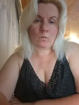 Snapshot of VikaRaine555 chatting on 07.23.26 VikaRaine555 online show from 07.23.26