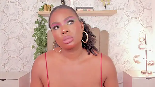 Snapshot of huge_boobs_ebony_ chatting on 06.17.26 huge boobs ebony online show from 06.17.26