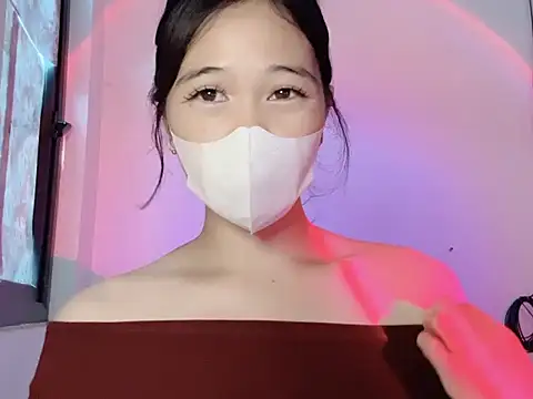 Snapshot of miumiubeauty chatting on 07.08.26 miumiubeauty online show from 07.08.26