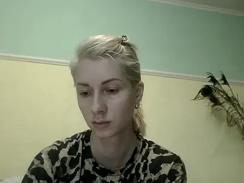 Snapshot of AmberandBlond chatting on 06.14.26 AmberandBlond online show from 06.14.26