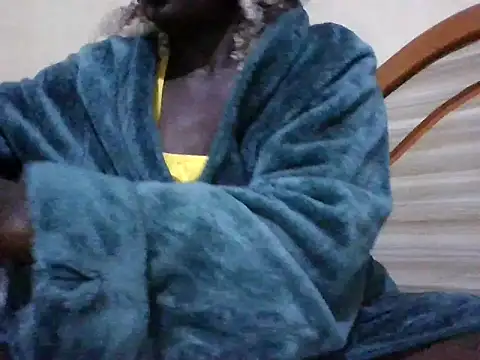 Snapshot of lucyswee chatting on 07.28.26 lucyswee online show from 07.28.26