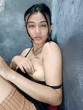 Snapshot of Rayya_4yy chatting on 07.19.26 Rayya 4yy online show from 07.19.26