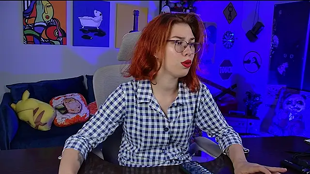Snapshot of SeraphineDuskryn chatting on 07.18.26 SeraphineDuskryn online show from 07.18.26
