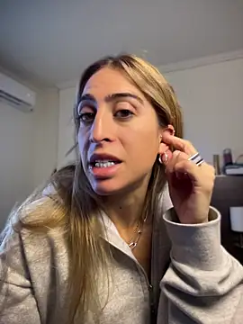 Snapshot of NicoleWilder chatting on 07.02.26 NicoleWilder online show from 07.02.26