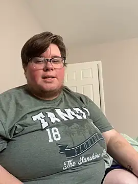 femboyphoenix online show from 06.16.26