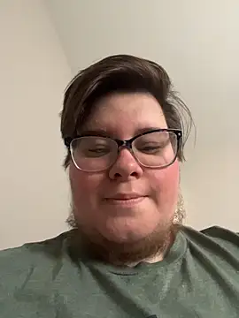 femboyphoenix online show from 06.18.26