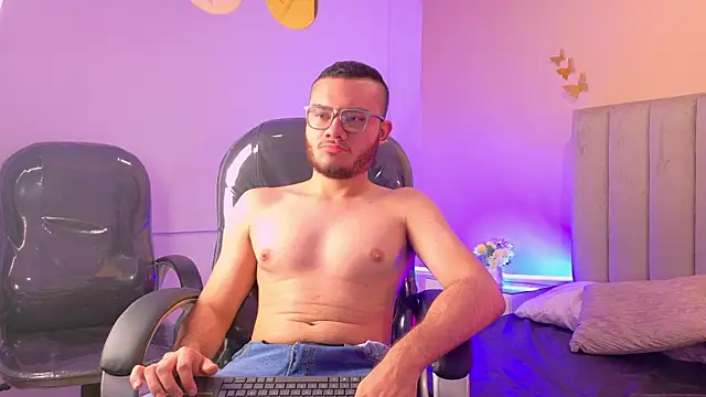 Snapshot of Matia_Zelvya chatting on 08.03.26 Matia Zelvya online show from 08.03.26