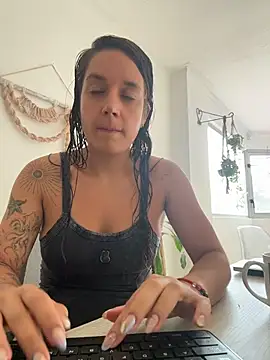 Snapshot of SOPHIA_VELMONT chatting on 07.23.26 SOPHIA VELMONT online show from 07.23.26