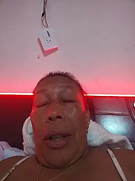 Ruby-Hot-Milf  online show from 06.15.26