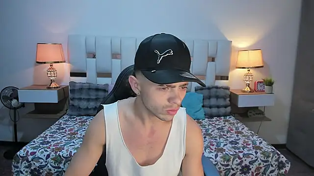 Zeus damian21 online show from 07.18.26