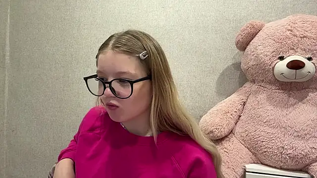 MarlaMotsinger online show from 06.13.26