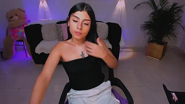 Snapshot of Susy_Doll1 chatting on 07.16.26 Susy Doll1 online show from 07.16.26